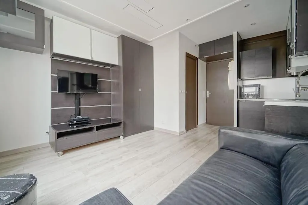 Apartamento Doorman - Parisian Historic Gem - Location París